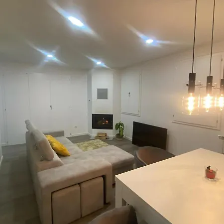 House Nyaraló *